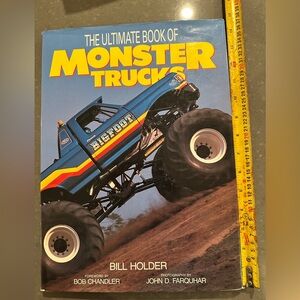 The Ultimate Book Of Monster Trucks by Bill Holder 1991 guc RARE collector